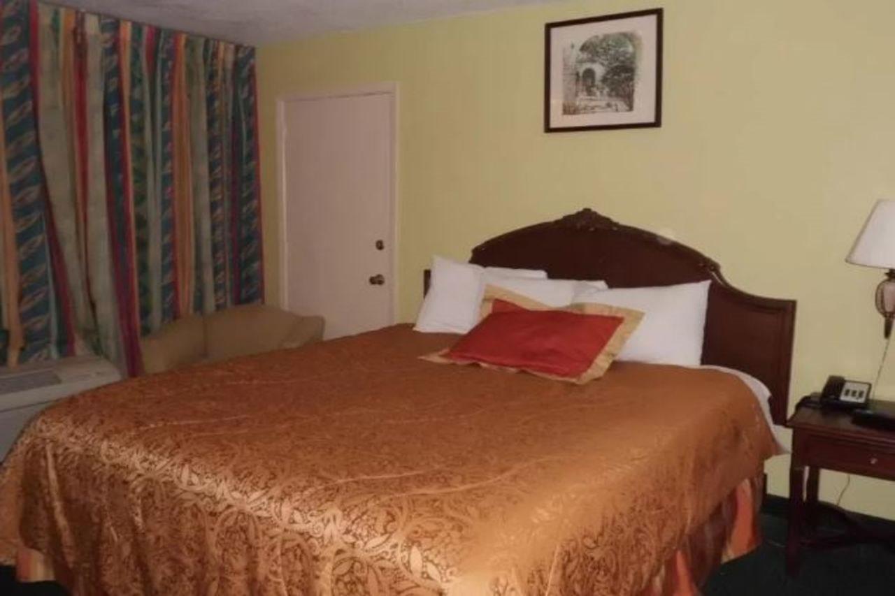 America'S Best Inn & Suites-레이크랜드 외부 사진